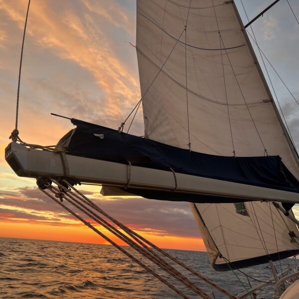 Sailing-in-sunset