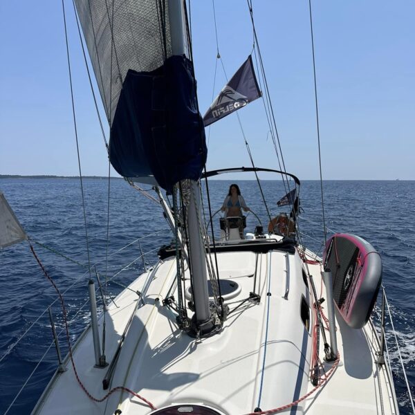 Dora Sailing Pula